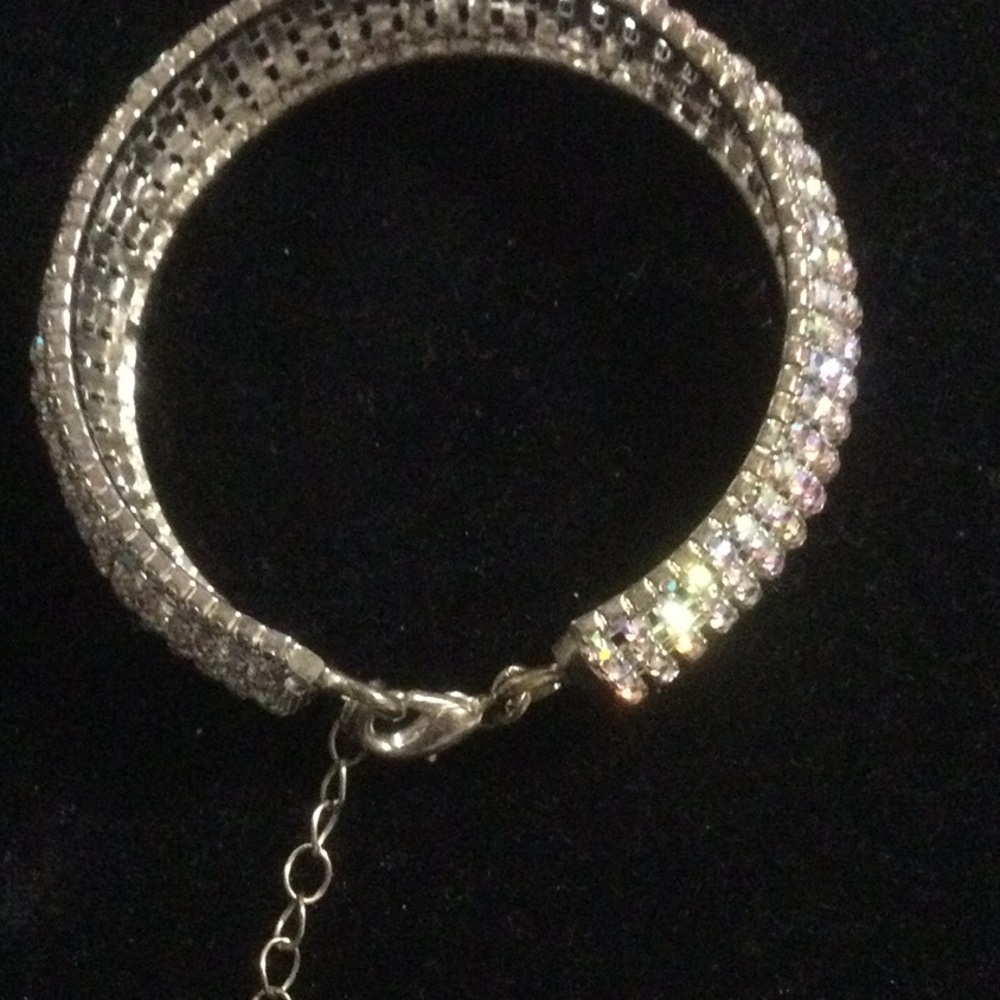 Sparkling Rhinestone Bracelet - Picture 7 of 8